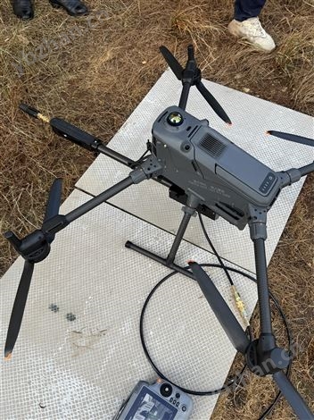 大疆M400无人机零人工高空清洁系统