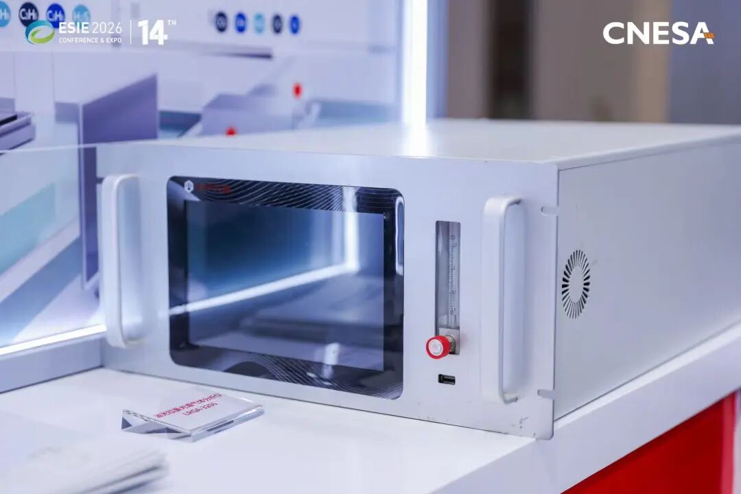76d740ab5754042d6463ba7f05b27618.jpg 亮相ESIE2026|四方光电“复合感知+散热管理+过程控制”产品矩阵构建新能源全生命周期安全监测体系